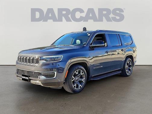 Baltic Gray Metallic Clearcoat 2023 Jeep Wagoneer Series III 4x4