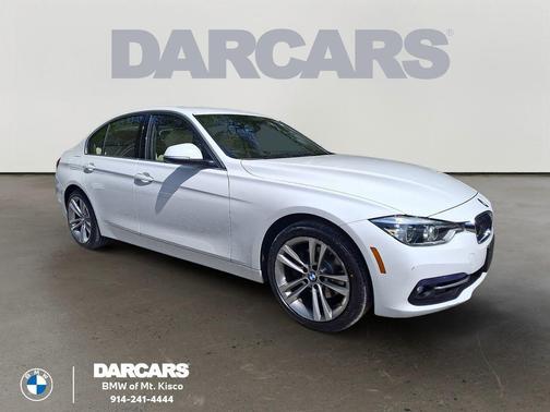 Alpine White 2018 BMW 330 xDrive