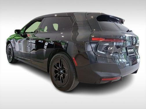 2025 BMW iX xDrive50