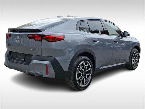 2025 BMW X2 xDrive28i