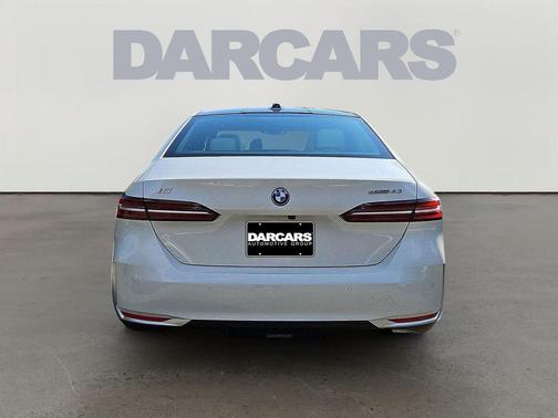 2024 BMW i5 eDrive40