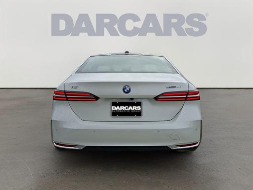 2024 BMW i5 eDrive40