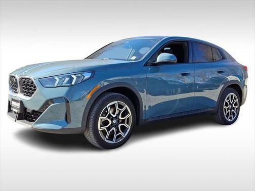 2025 BMW X2 xDrive28i