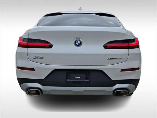 2022 BMW X4 xDrive30i
