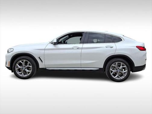 2022 BMW X4 xDrive30i