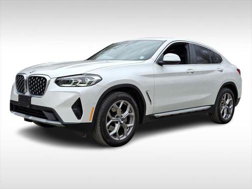 2022 BMW X4 xDrive30i