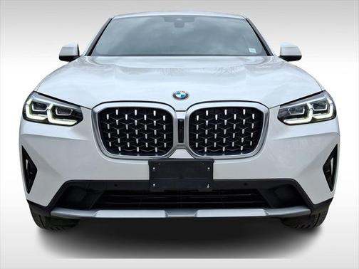 2022 BMW X4 xDrive30i