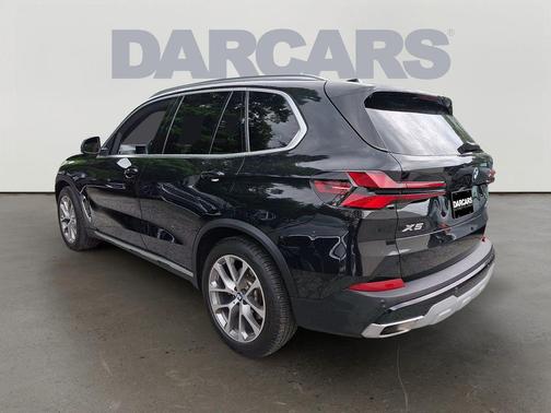 Black Sapphire Metallic 2024 BMW X5 xDrive40i