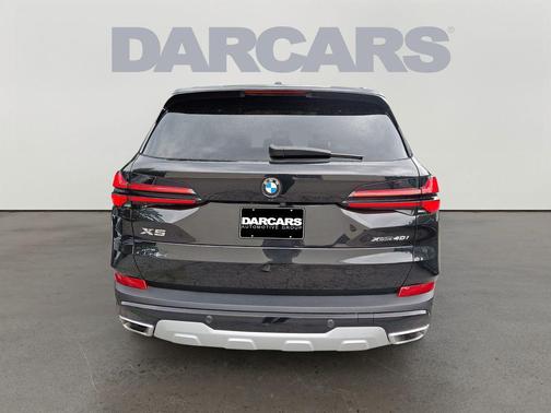 Black Sapphire Metallic 2024 BMW X5 xDrive40i