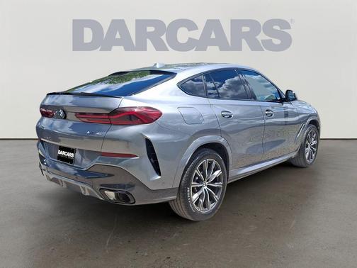 Gray Metallic 2026 BMW X6 xDrive40i