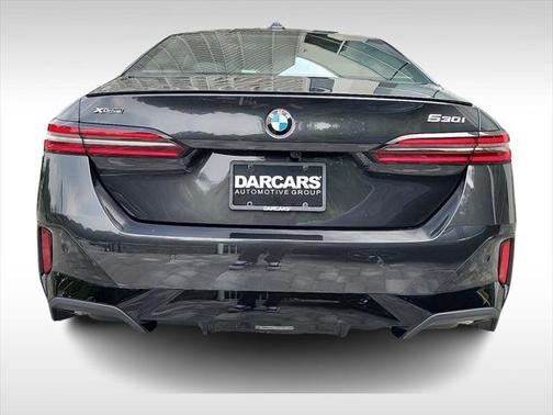 2025 BMW 530 i xDrive