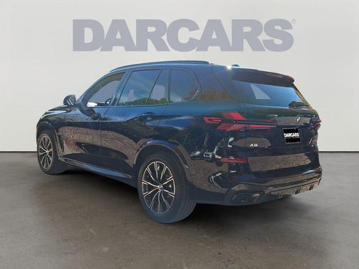 2025 BMW X5 M60i
