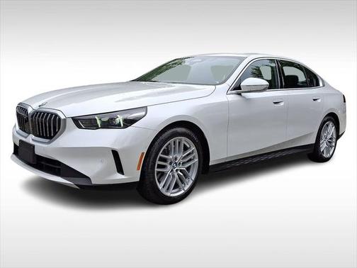 2025 BMW 540 i xDrive