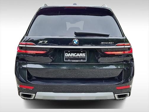 2025 BMW X7 xDrive40i