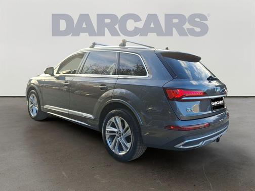 2022 Audi Q7 55 Premium Plus
