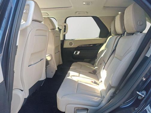 2019 Land Rover Discovery SE