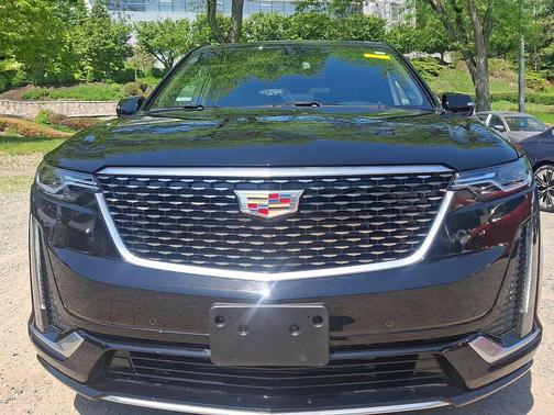 Stellar Black Metallic 2025 Cadillac XT6 Premium Luxury AWD