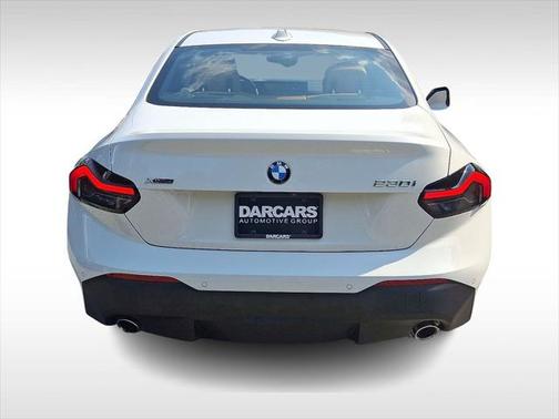 2023 BMW 230 i xDrive