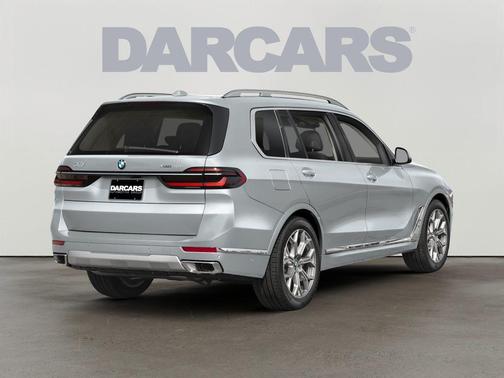 Skyscraper Grey Metallic 2026 BMW X7 xDrive40i