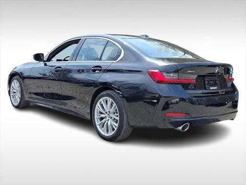 2024 BMW 330 i xDrive