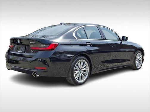 2024 BMW 330 i xDrive