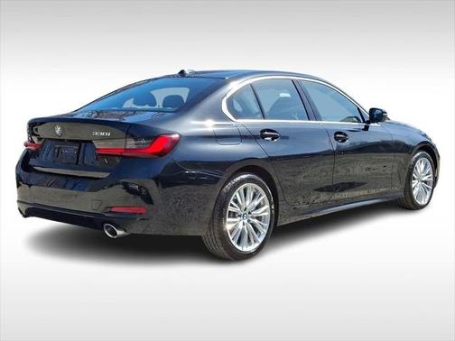 2024 BMW 330 i xDrive