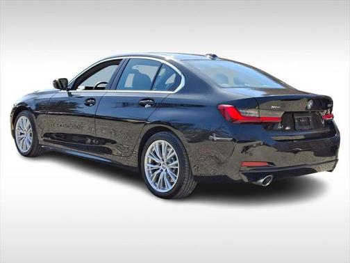 2024 BMW 330 i xDrive