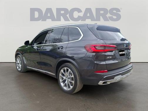 Dark Graphite Metallic 2023 BMW X5 xDrive40i