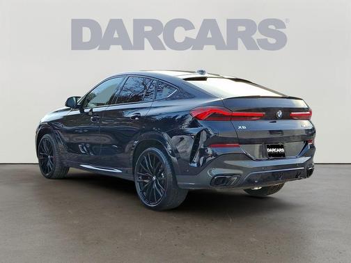 2025 BMW X6 M60i
