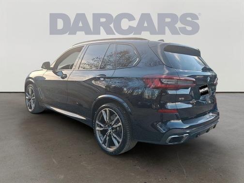 2022 BMW X5 M50i