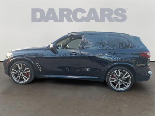2022 BMW X5 M50i