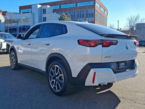 2025 BMW X2 xDrive28i