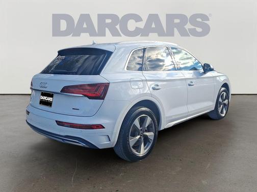 2023 Audi Q5 40 Premium Plus