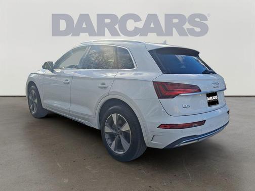 2023 Audi Q5 40 Premium Plus