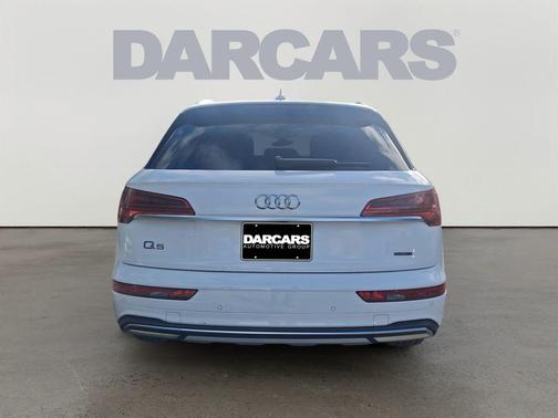 2023 Audi Q5 40 Premium Plus