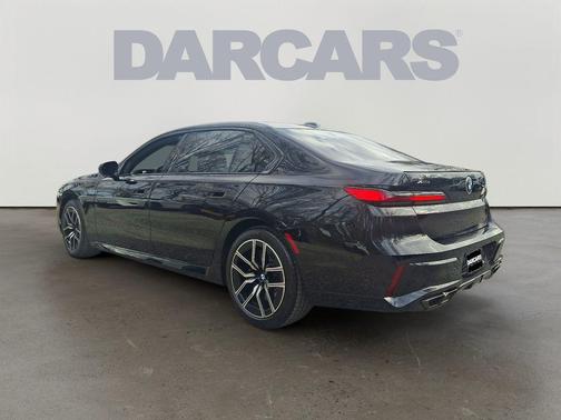 2025 BMW 760 xDrive