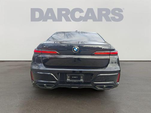 2025 BMW 760 xDrive