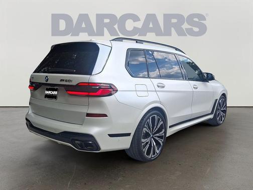 2026 BMW X7 M60i
