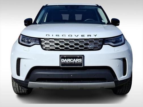 2024 Land Rover Discovery P300 S