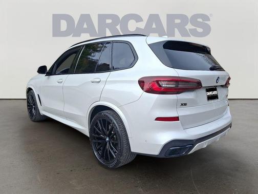 2022 BMW X5 M50i