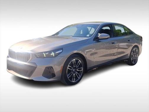 2024 BMW 530 i xDrive