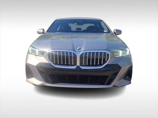 2024 BMW 530 i xDrive