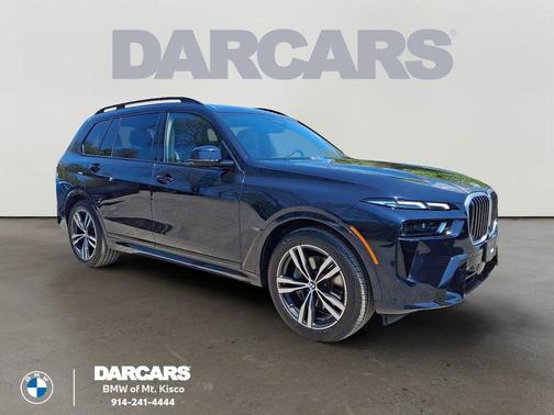 Carbon Black Metallic 2024 BMW X7 xDrive40i