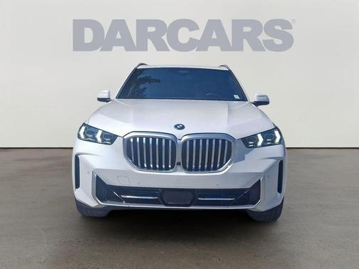 Mineral White Metallic 2025 BMW X5 PHEV xDrive50e