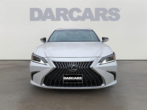 2023 Lexus ES 250 Base