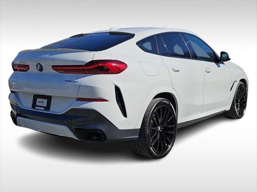 2022 BMW X6 xDrive40i