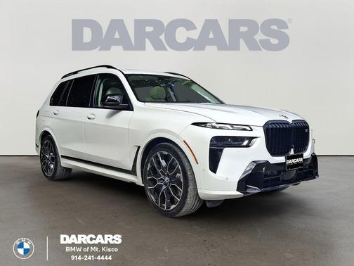 2023 BMW X7 M60i