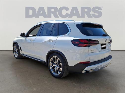 Alpine White 2025 BMW X5 PHEV xDrive50e