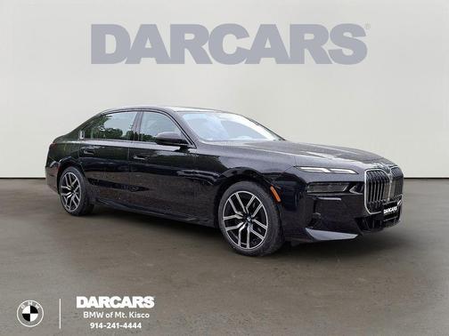 2025 BMW 740 i xDrive