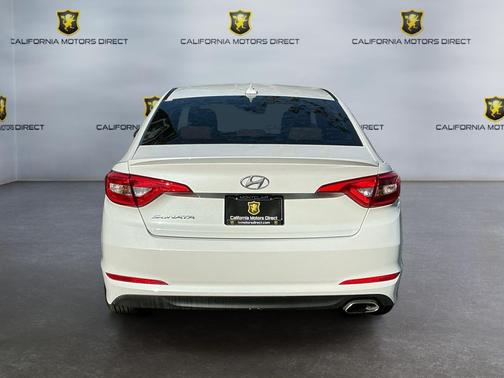 Quartz White Pearl 2015 Hyundai SONATA SE